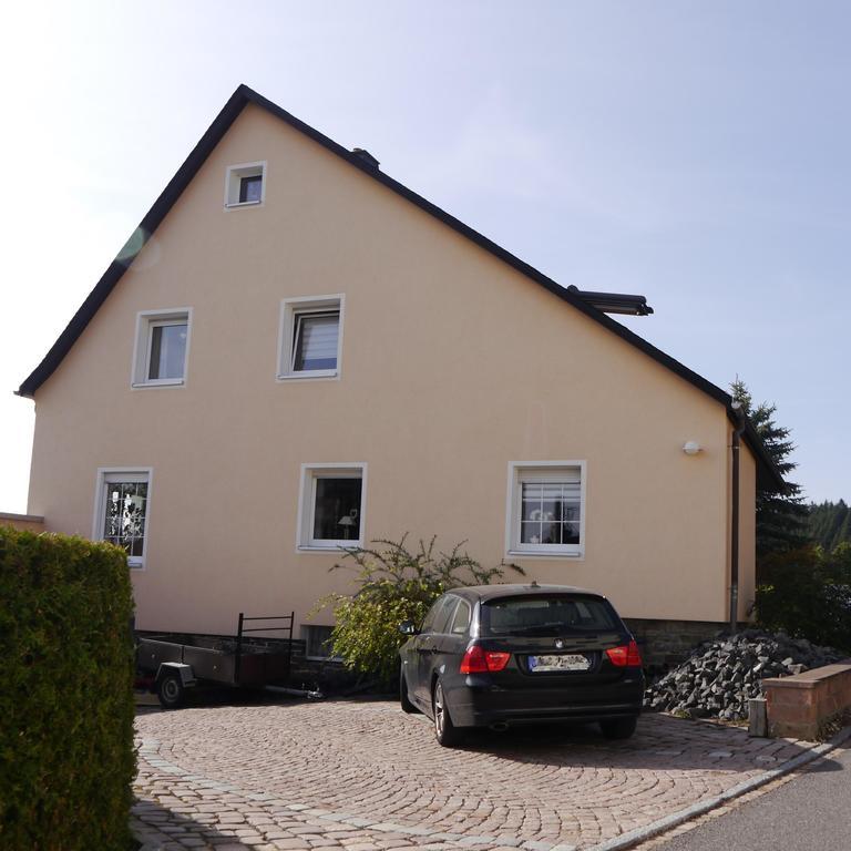 Ferienwohnung-Kuechler Oelsnitz  ภายนอก รูปภาพ